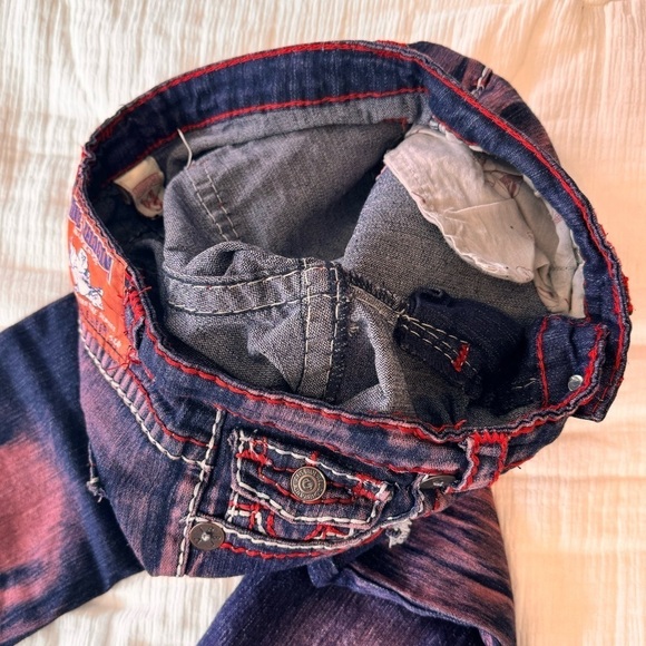 True Religion super T jeans distressed OOAK mid low rise red Rare NEW deadstock - Picture 15 of 16